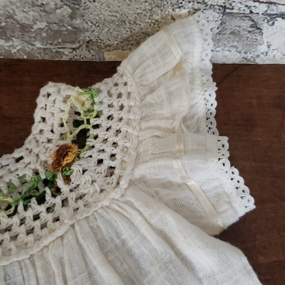 True VINTAGE Baby Girl's Cottagecore Prairie Ivory Crochet Lace Ruffle Dress - Picture 3 of 6